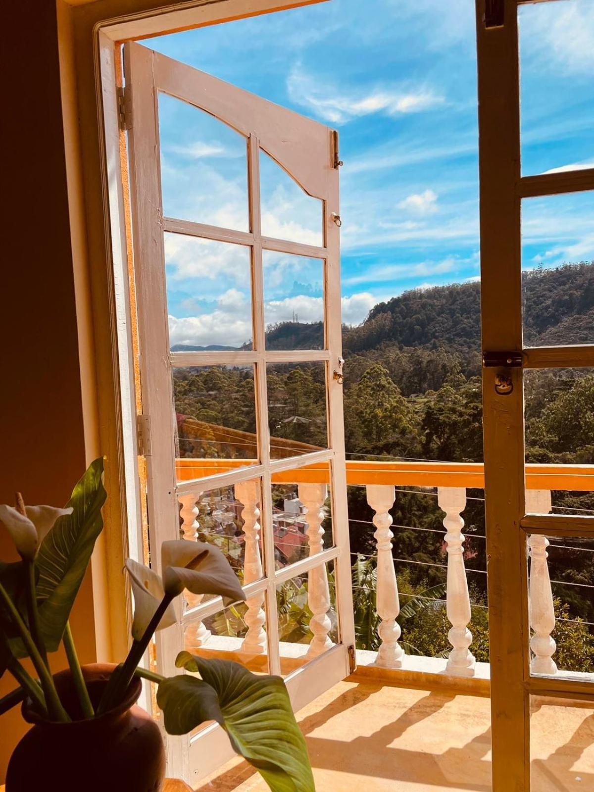 Golden King Guest Bed & Breakfast Nuwara Eliya Room photo
